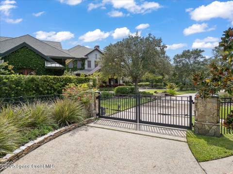 586 Wethersfield Place, Melbourne FL - photo 7 of 106