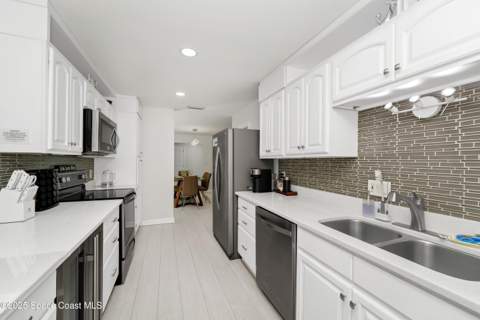 363 Harbor Dr Drive, Cape Canaveral FL - photo 13 of 58