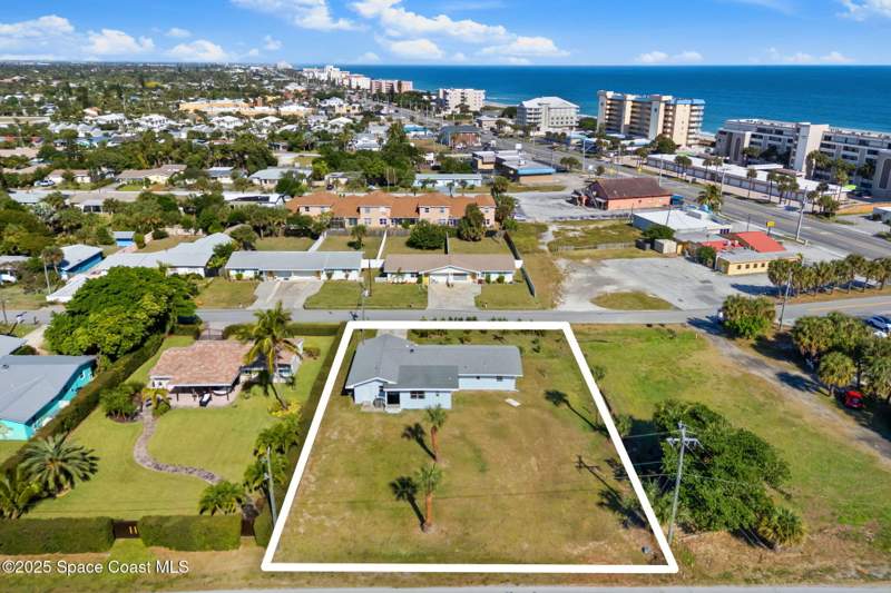 4 bedroom Single Family Residence at 107 Franklyn Avenue, North Indialantic By The Sea Replat Of, Indialantic — photo 5