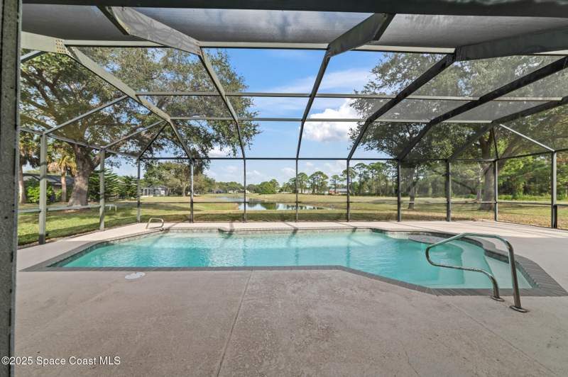 5 bedroom Single Family Residence at 1785 Windbrook Drive, Summerfield at Bayside Lakes Phase 1, Palm Bay — photo 5