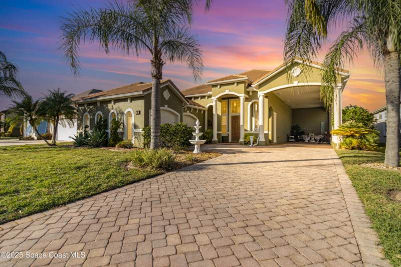 2 bedroom Single Family Residence at 200 Harmony Lane, The Great Outdoors Premier Rv/Golf Resort Xvi, Titusville — photo 2