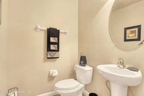 681 Ventura Drive, Satellite Beach FL - photo 10 of 32