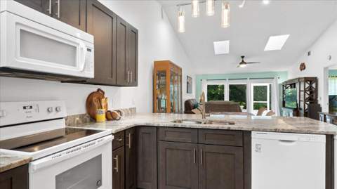 5584 Cord Grass Lane, Melbourne Beach FL - photo 7 of 47