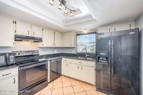 4006 Dewberry Circle, Melbourne FL - photo 10 of 31