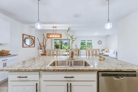 7339 Tourmaline Drive, Grant-Valkaria FL - photo 15 of 32