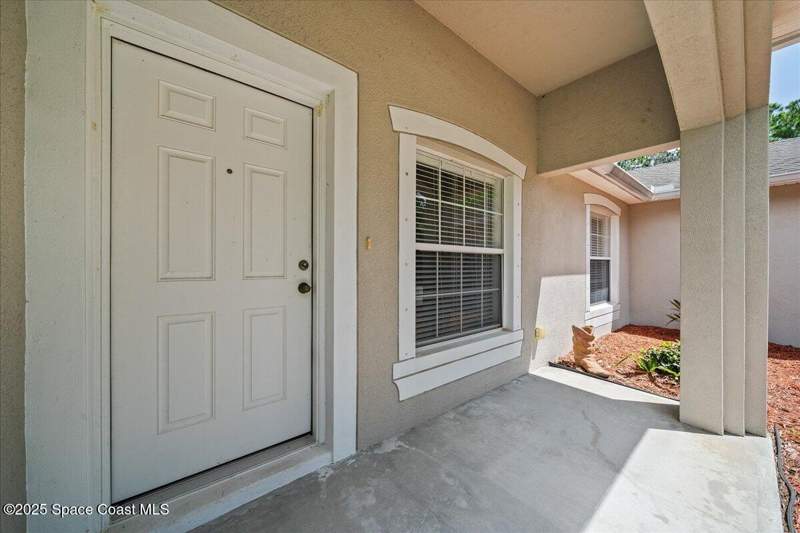 3 bedroom Single Family Residence at 433 Haleybury Street, Port Malabar Unit 31, Palm Bay — photo 4