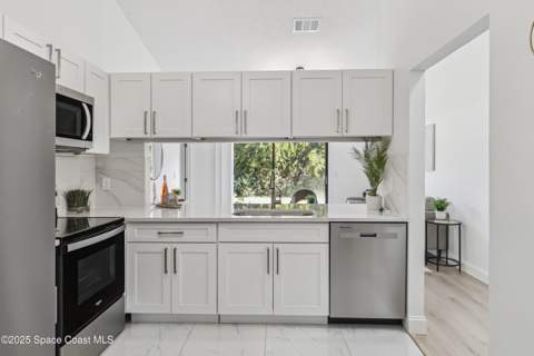 2861 Detached Circle, Palm Bay FL - photo 10 of 18