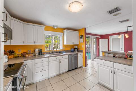 409 Lynn Avenue, Melbourne FL - photo 13 of 48