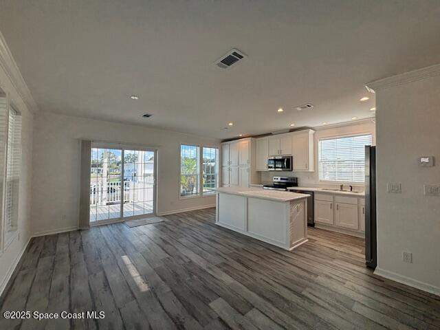 2 bedroom Manufactured Home at 146 Holiday Park Boulevard, Port Malabar Holiday Park Unit 1, Palm Bay — photo 3
