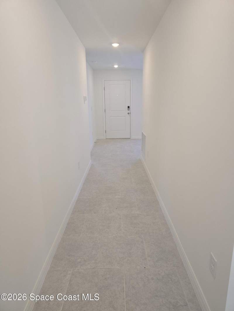4 bedroom Single Family Residence at 941 SW Richmond Circle, Richmond Cove, Palm Bay — photo 2