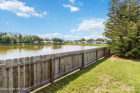 1531 Vista Lake Circle, Melbourne FL - photo 6 of 48