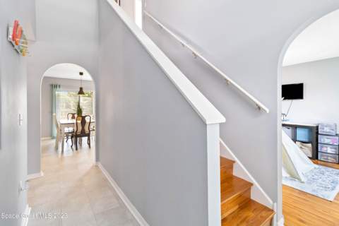 1531 Vista Lake Circle, Melbourne FL - photo 9 of 48