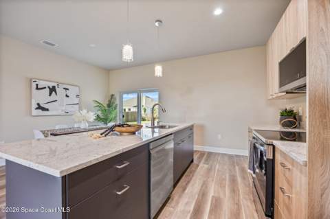 509 Andrew Street, Palm Bay FL - photo 9 of 36