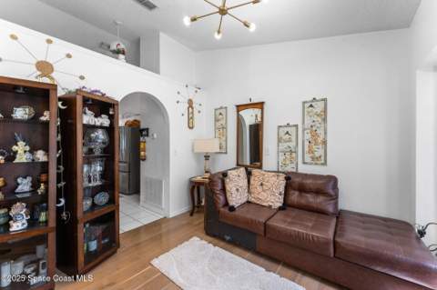 398 Taunton Road, Palm Bay FL - photo 9 of 36