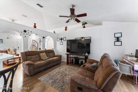 398 Taunton Road, Palm Bay FL - photo 13 of 36