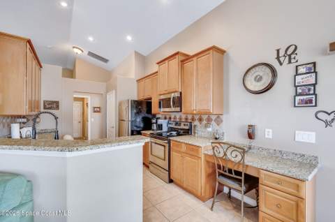 4910 Worthington Circle, Rockledge FL - photo 15 of 69