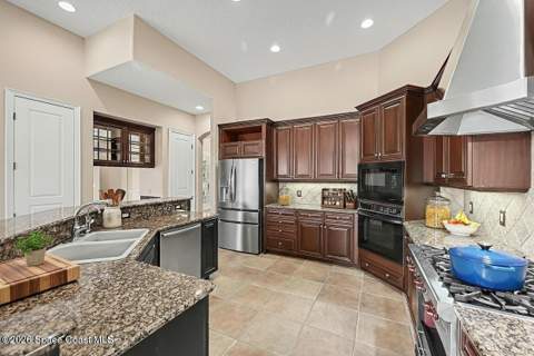935 Chatsworth Drive, Melbourne FL - photo 21 of 73