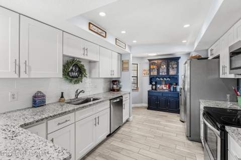 5055 Dixie Highway #B406, Palm Bay FL - photo 15 of 63