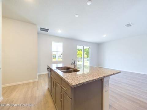 1085 SW Harlingen Road, Palm Bay FL - photo 7 of 42