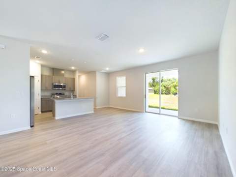 1085 SW Harlingen Road, Palm Bay FL - photo 13 of 42