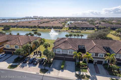 127 Redondo Drive, Satellite Beach FL - photo 6 of 48