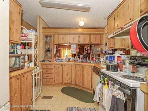 37 Sapphire Street, Melbourne FL - photo 13 of 38