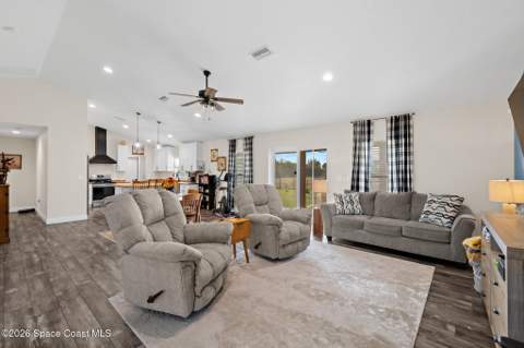 3440 Hammock Road, Mims FL - photo 6 of 56