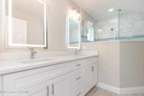 1526 Holcomb Street, Palm Bay FL - photo 9 of 33