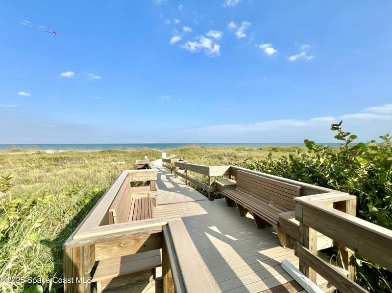 2 bedroom Townhouse at 640 N Atlantic Avenue #3b, Beach Winds Condo Ph III, Cocoa Beach — photo 3