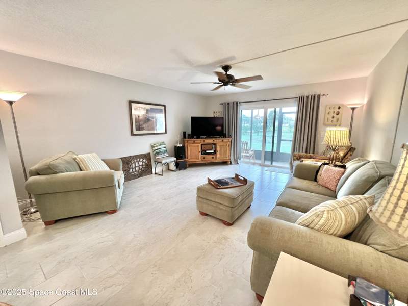 2 bedroom Townhouse at 640 N Atlantic Avenue #3b, Beach Winds Condo Ph III, Cocoa Beach — photo 5