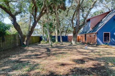 951 Pembroke Avenue, Palm Bay FL - photo 7 of 43