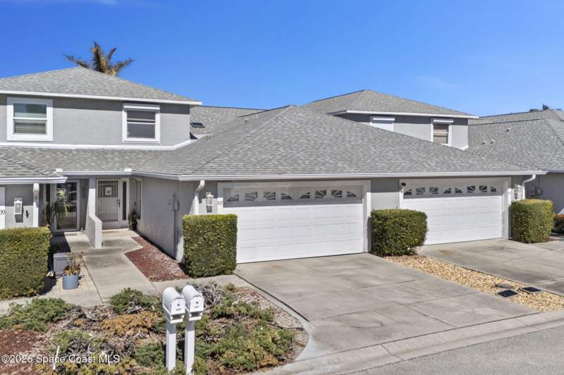 3 bedroom Townhouse at 837 Poinsetta Drive #0, Subd of W 270ft of N 620ft of NW 1/4 of NW 1/4, Indian Harbour Beach — photo 2