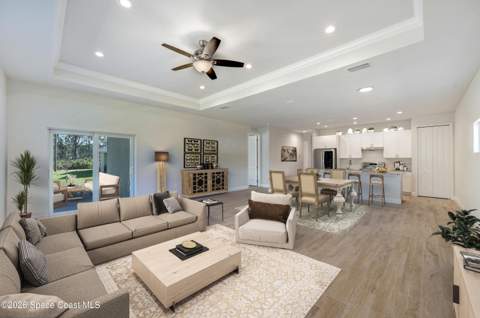 371 Halloran Street, Palm Bay FL - photo 6 of 22