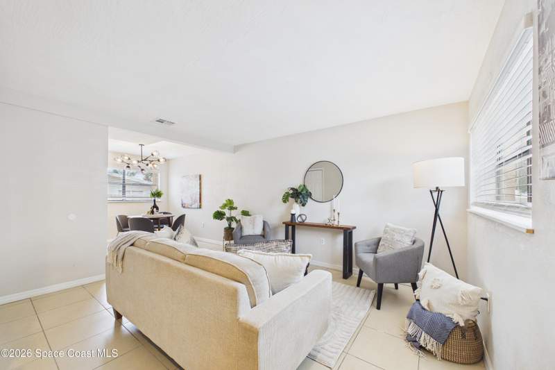 2 bedroom Townhouse at 25 Elton Street #25, Annie Laurie Gardens, Melbourne — photo 3