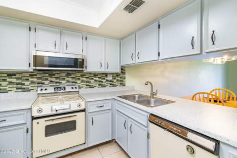 1675 S Fiske Boulevard #218e, Rockledge FL - photo 7 of 20