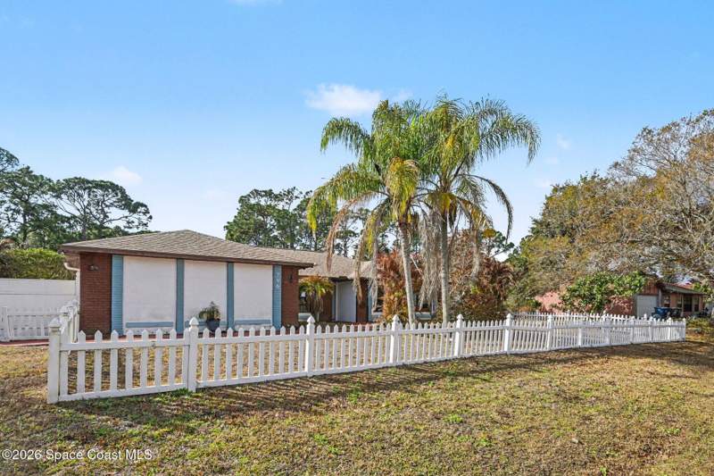 3 bedroom Single Family Residence at 796 Emerson Drive, Port Malabar Unit 45, Palm Bay — photo 3
