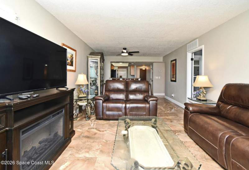 2 bedroom Condominium at 4570 Ocean Beach Boulevard #212, Cocoa Ocean Beach, Cocoa Beach — photo 4