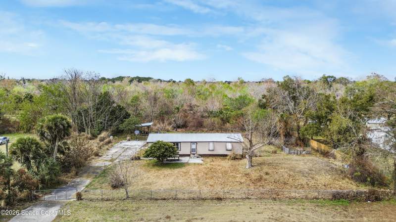 4 bedroom Manufactured Home at 4025 Hess Avenue, Sharpes Pine Acres Estates No 1, Cocoa — photo 3