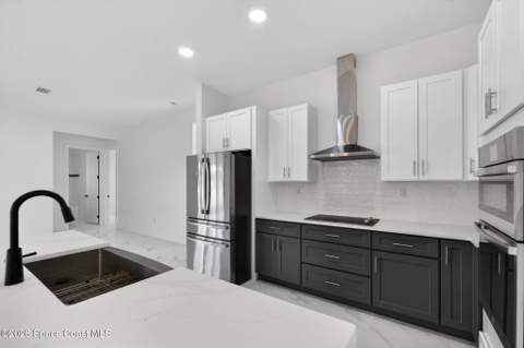 1482 Hayworth Circle, Palm Bay FL - photo 14 of 71