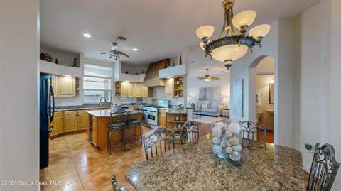 650 Loggerhead Island Drive, Satellite Beach FL - photo 20 of 67