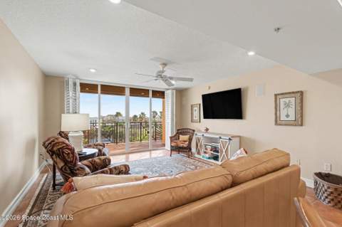 8470 Ridgewood Avenue #502, Cape Canaveral FL - photo 6 of 37