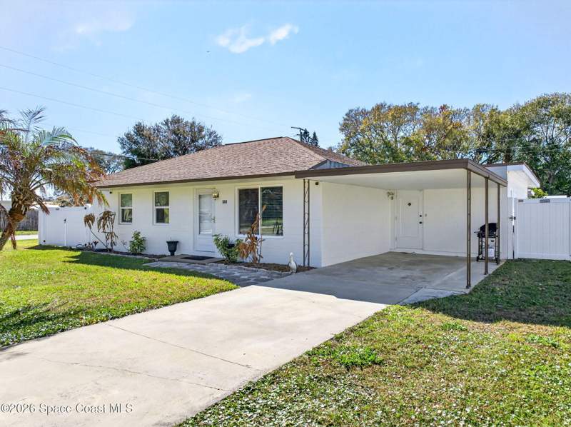 3 bedroom Single Family Residence at 1810 S Park Avenue, East Magnolia Park, Melbourne — photo 5