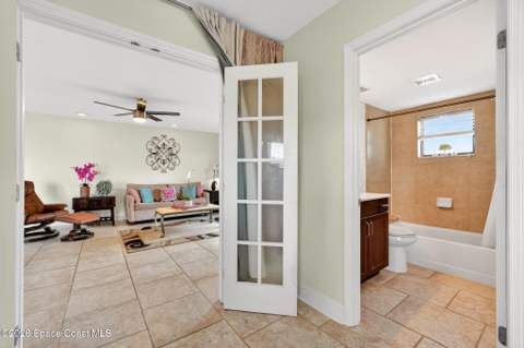 526 Jefferson Avenue, Cape Canaveral FL - photo 23 of 51