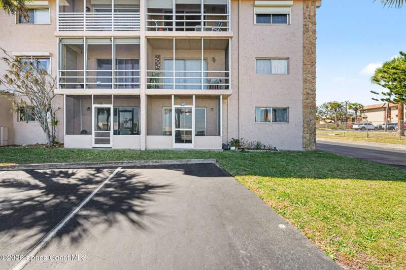 2 bedroom Condominium at 3150 N Harbor City Boulevard #132, Shady Dell Riverview S Condo No 1, Melbourne — photo 3