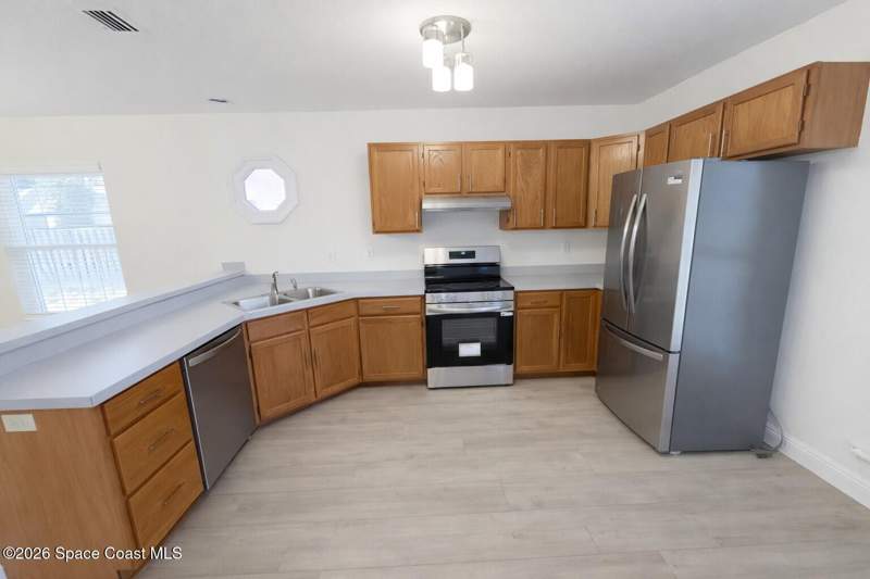 3 bedroom Single Family Residence at 847 Trailwood Avenue, Tanglewood Unit 2, Titusville — photo 2