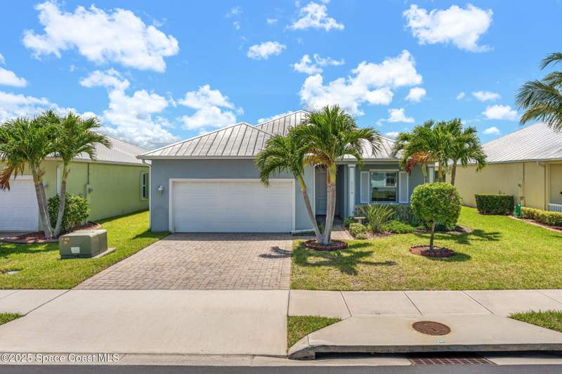3 bedroom Single Family Residence at 3720 Alamanda Key Drive, Alamanda Key Phase 2, Melbourne — photo 2