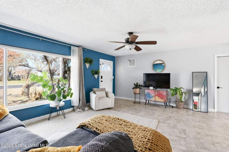 3 bedroom Single Family Residence at 705 Pelican Drive, S Patrick Shores 2nd Sec, Satellite Beach — photo 4