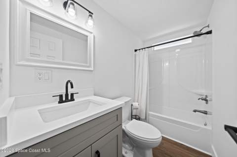 935 Falcon Drive, Micco FL - photo 19 of 39