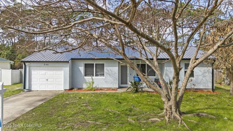 3 bedroom Single Family Residence at 950 Barbados Avenue, Port Malabar Unit 12, Palm Bay — photo 2