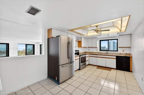 2090 N Atlantic Avenue #Ph 1, Cocoa Beach FL - photo 13 of 52